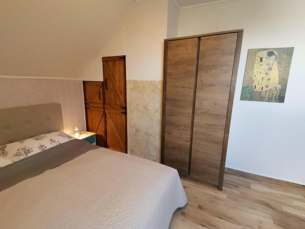 Marika Apartman Hajdúszoboszló Esterno foto