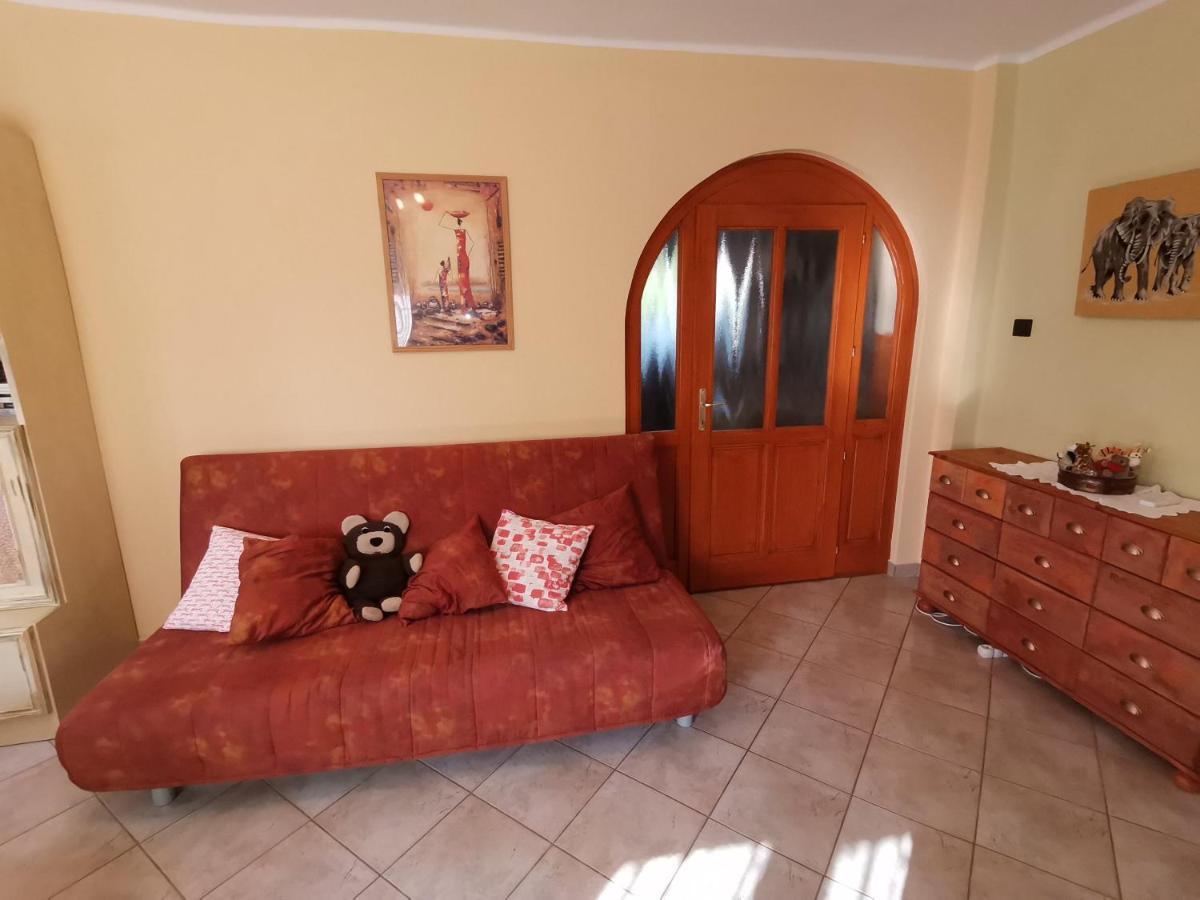 Marika Apartman Hajdúszoboszló Esterno foto