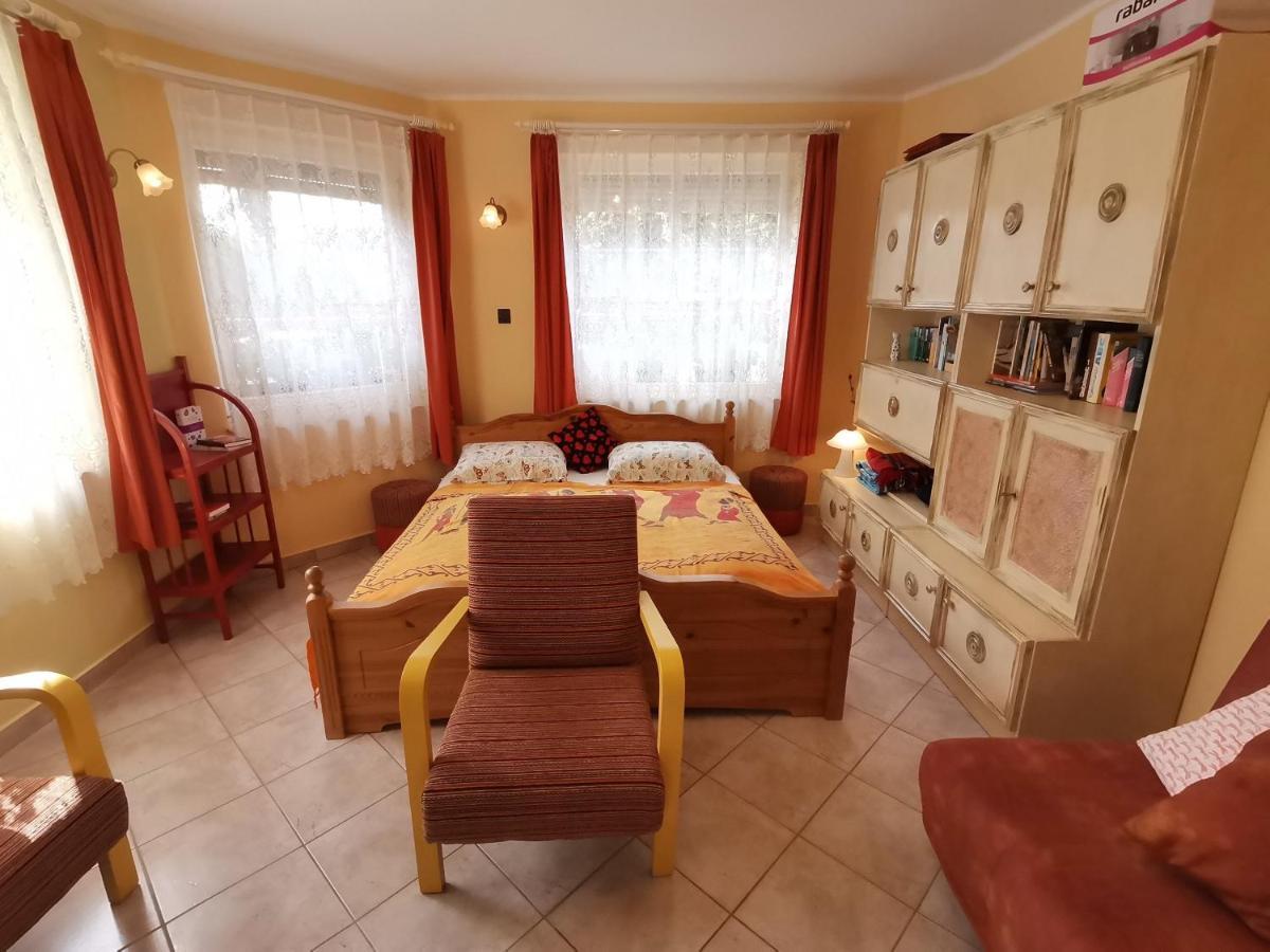 Marika Apartman Hajdúszoboszló Esterno foto