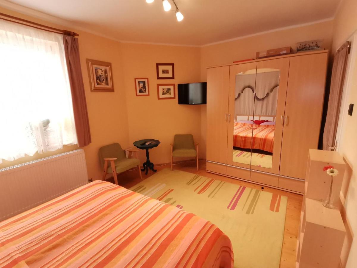 Marika Apartman Hajdúszoboszló Esterno foto